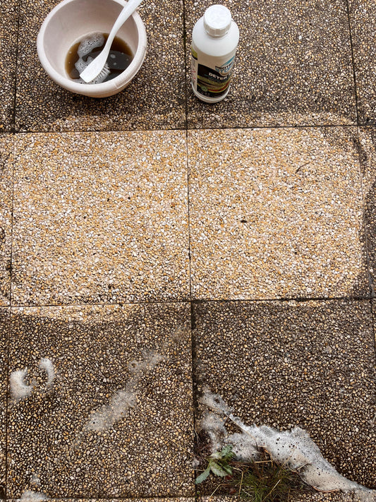 Comment retirer la mousse et les laitances de ciment après pose de carrelage ou pierre naturelle